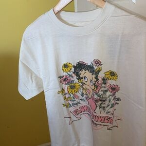 Betty Boop short sleeve t-shirt 
Medium